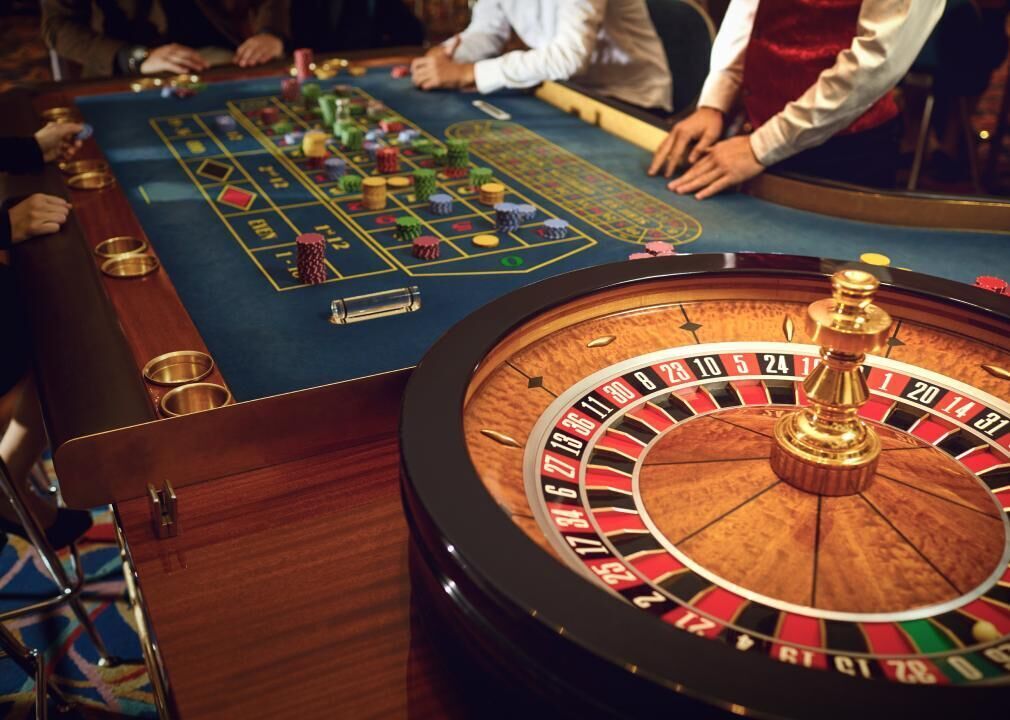 #34. Gambling Managers